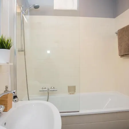 Apartment Burgstrasse 15-b *